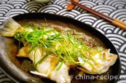 The recipe for Cantonese style steamed sea bass