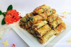The method of making Hakka fermented skin rolls