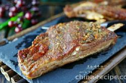 The method of grilling lamb chops with black pepper