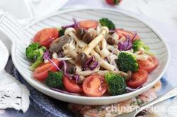 The recipe for mixed mushroom salad