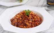 The method of making tomato sauce soybeans