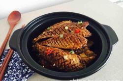 The method of making flower knife mouth fish