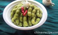 The recipe for braised edamame