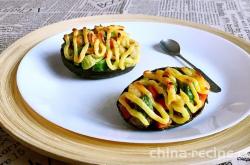The method of baking shrimp with avocado