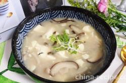 Method for making mushroom tofu soup