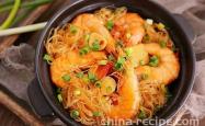 The method of making shrimp vermicelli pot