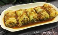 The method of making golden and jade cabbage rolls