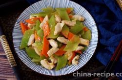 The method of stir frying chicken with asparagus