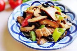 Recipe for sauce fried mushroom, fungus and meat slices