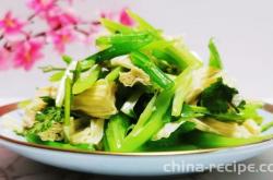 How to mix Rolls of dried bean milk creams with celery