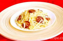 The method of making shredded sausages and potatoes