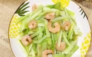 The method of stir frying shrimp with chives