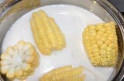 The recipe for fragrant milk and corn