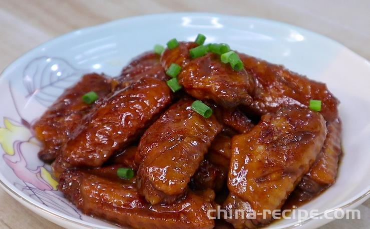 The recipe for braised chicken wings