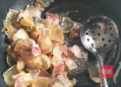 腊肉炒土豆的做法图解1