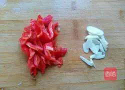 芹菜炒鸭胗的做法图解4