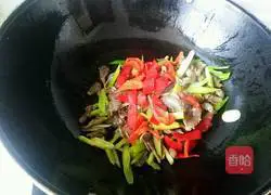 芹菜炒鸭胗的做法图解7