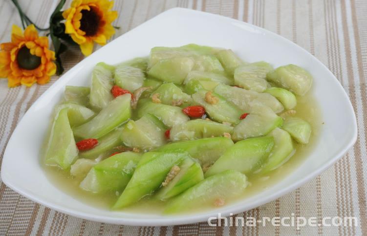 The method of stir frying luffa