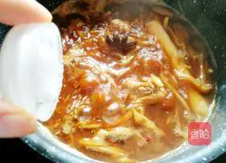 黄花菜烧排骨的做法图解15