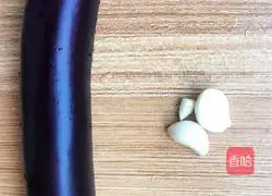 凉拌茄子的做法图解1