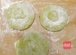 素馅彩皮包子的做法图解10