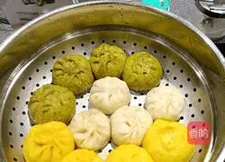 素馅彩皮包子的做法图解13