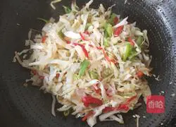 包包菜炒酸豆角的做法图解8