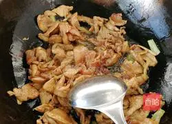 木耳炒鸡胸肉的做法图解6