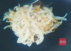 虾皮洋葱丝的做法图解4