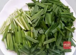 韭菜炒豆干的做法图解3