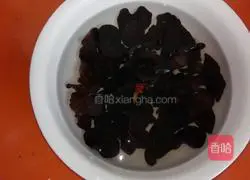 西红柿木耳炒鸡蛋的做法图解6