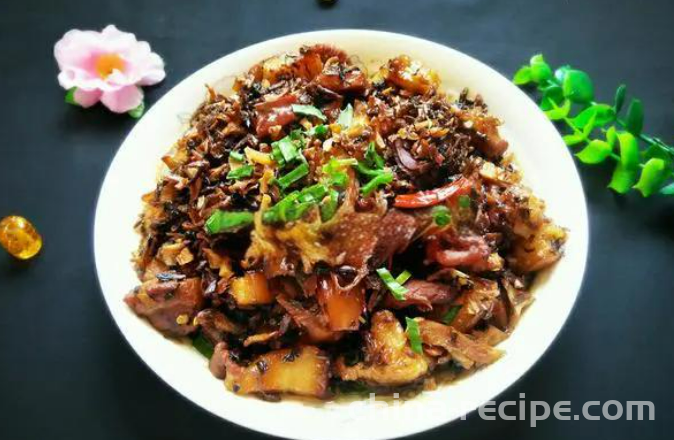 Practice of Meigan cai and Braised pork belly