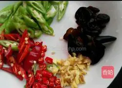 农家小炒肉的做法图解3