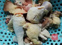 清炖鸡汤的做法图解1