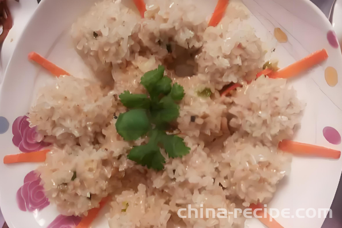 How to make glutinous rice Rice-meat dumplings