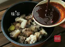腐乳烧猪蹄的做法图解5
