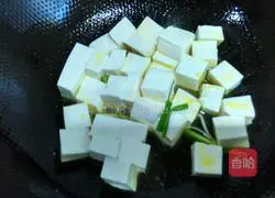 葱烧豆腐的做法图解3
