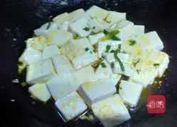 葱烧豆腐的做法图解5
