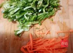 青椒肉丝炒面的做法图解3