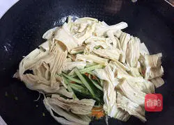 炒腐竹的做法图解6