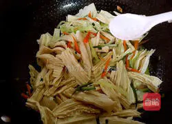 炒腐竹的做法图解8