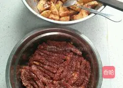 腐乳粉蒸肉的做法图解5