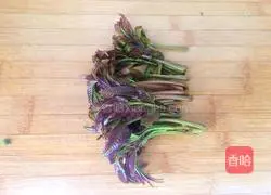 香椿炒鸡蛋的做法图解2