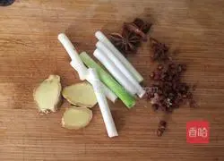 土豆鸡腿的做法图解2