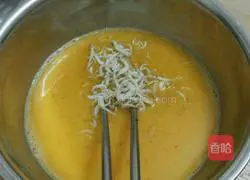 银鱼炒蛋的做法图解6