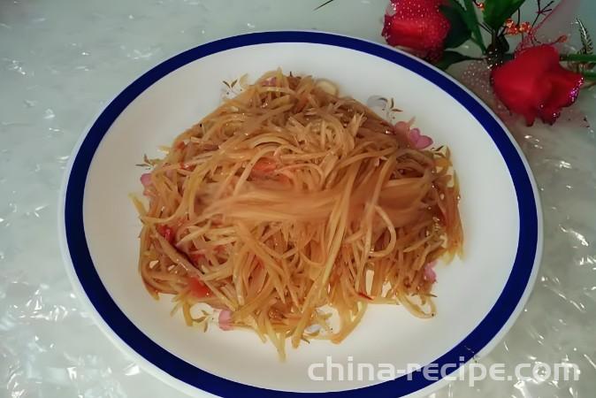 The method of stir frying tomatoes and potatoes