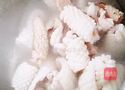 香辣鱿鱼虾的做法图解8