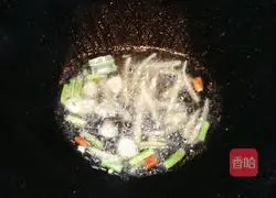 西红柿炒土豆的做法图解3