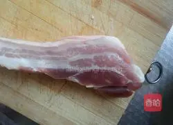 土豆烧肉的做法图解1