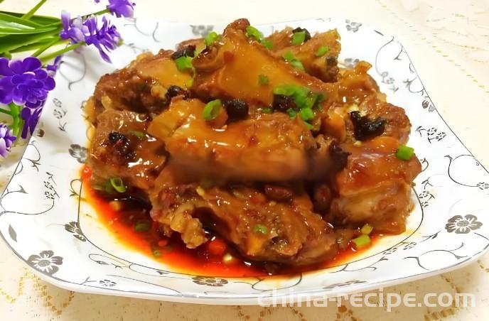 The method of steaming pork ribs with fermented black beans